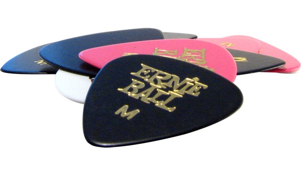 UNAS ERNIE BALL MEDIUM DE 12   ERNIE BALL